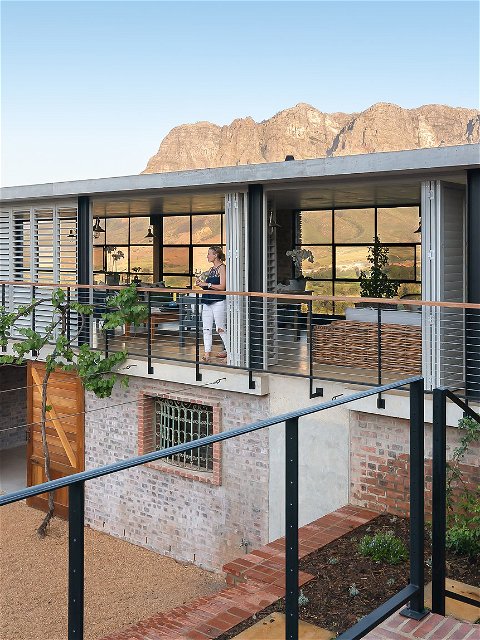 stellenbosch guest house lodge hotel accommodation with mountain view