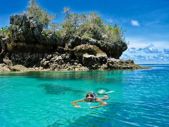 snorkeling on island holiday