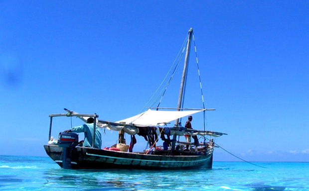 boat cruise on island holiday boat cruise on island holiday