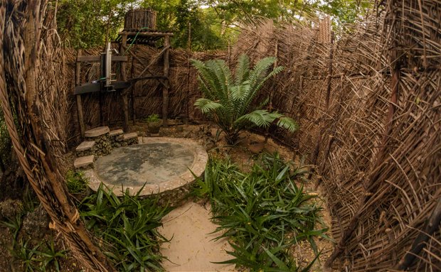 showers at tree houses