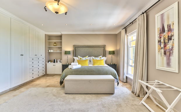 Premium Deluxe Suite at Devonport House – a spacious, elegantly decorated bedroom with a king-size bed, built-in wardrobes, natural light, and luxurious finishes designed for comfort and style in Cape Town’s leafy Constantia. Premium Deluxe Suite at Devonport House – a spacious, elegantly decorated bedroom with a king-size bed, built-in wardrobes, natural light, and luxurious finishes designed for comfort and style in Cape Town’s leafy Constantia.