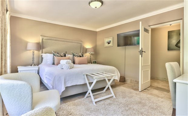 Luxury Room Wild Olive Bedroom