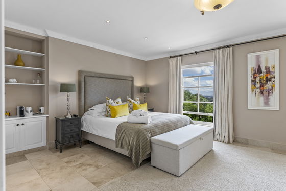 Yellowood Premier Deluxe Suite Bedroom