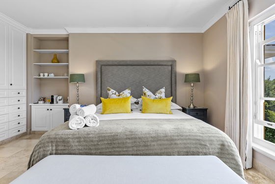 Yellowood Premium Deluxe Suite Bedroom