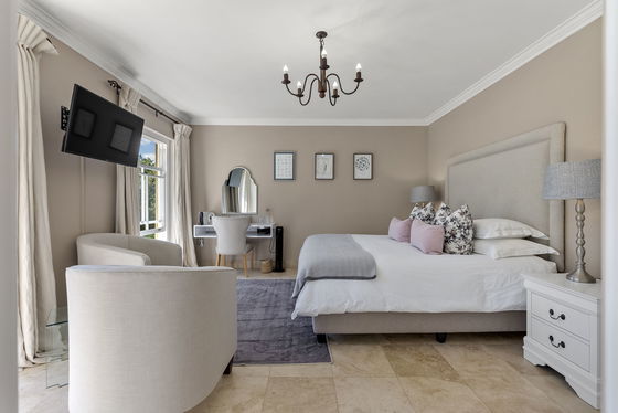 Superior Luxury Suite Fynbos Bedroom