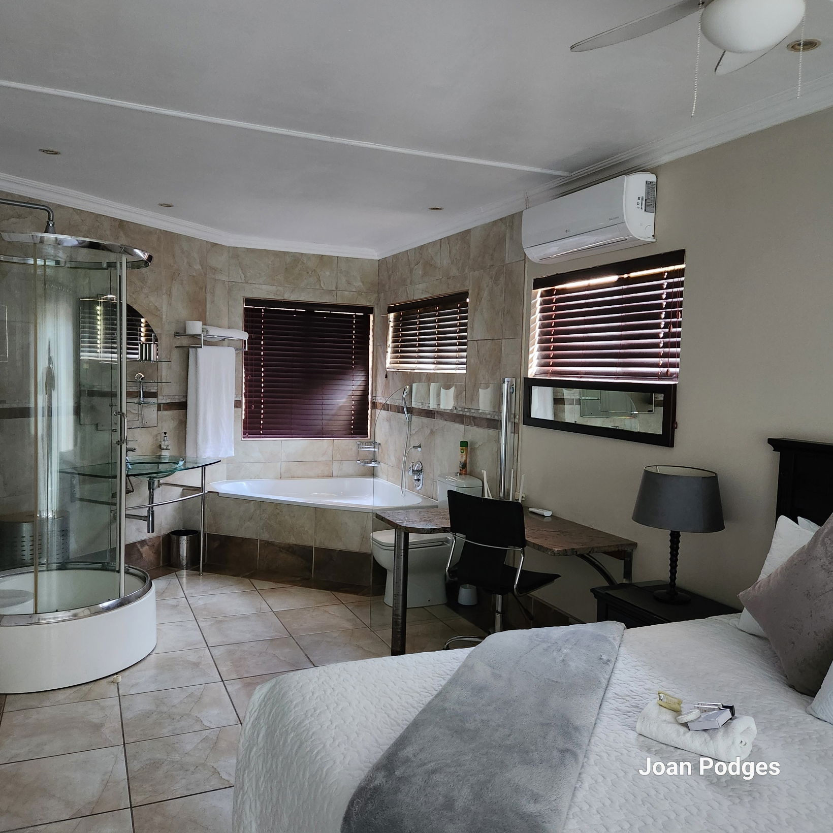 Luxury 2 bedroom unit, self-catering and bnb