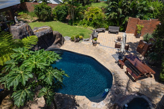 Outdoor swimming pool at Bon A Vie self-catering accommodation, Gonubie