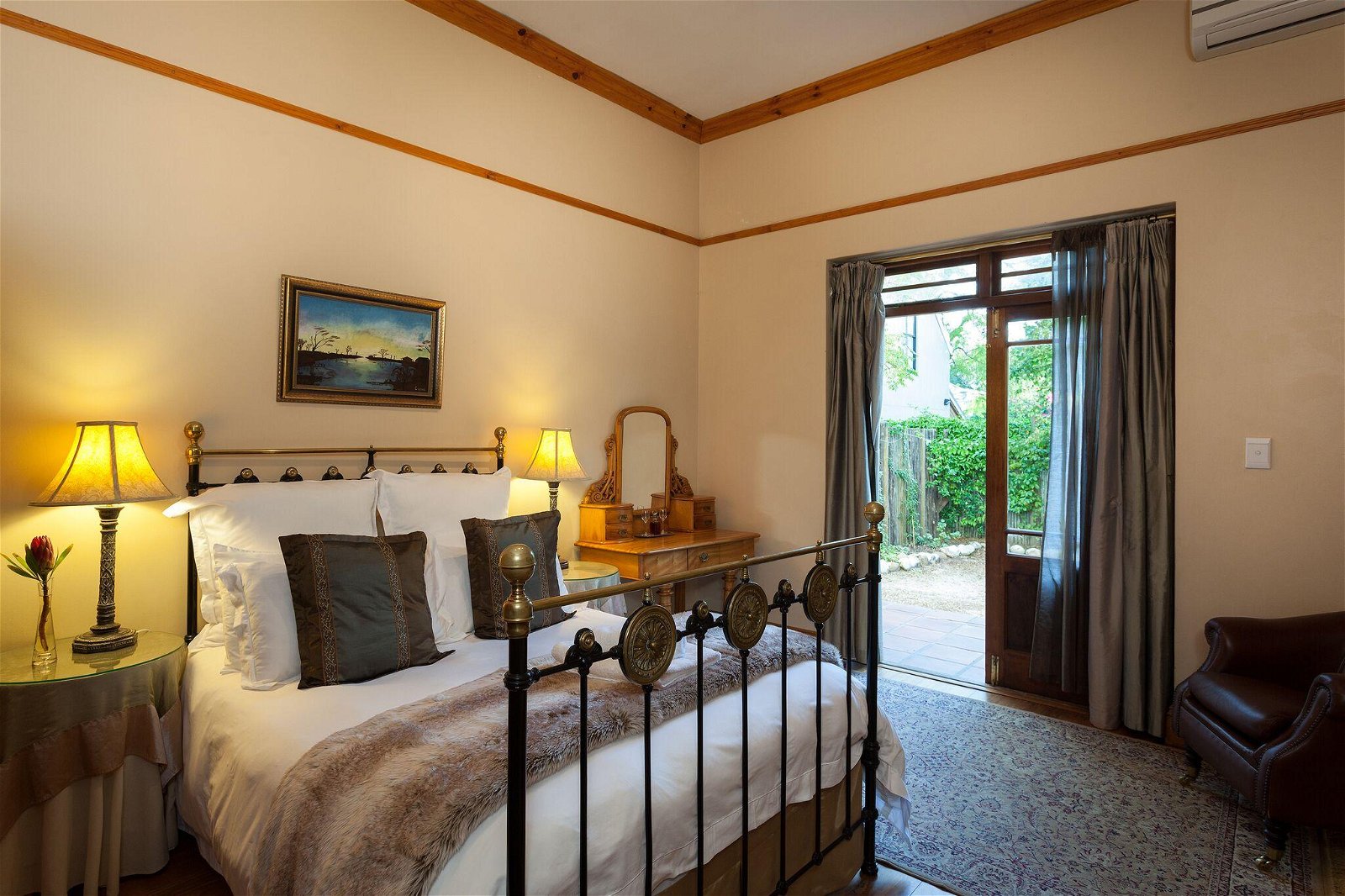 Classic Room at Evergreen Manor & Spa