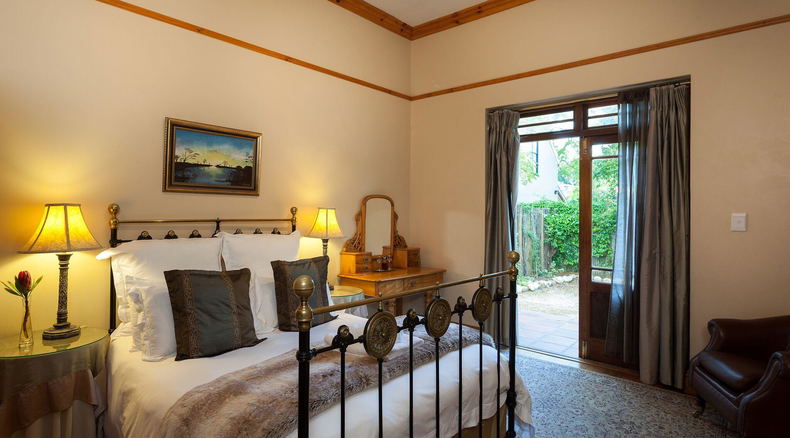 Classic Room at Evergreen Manor & Spa