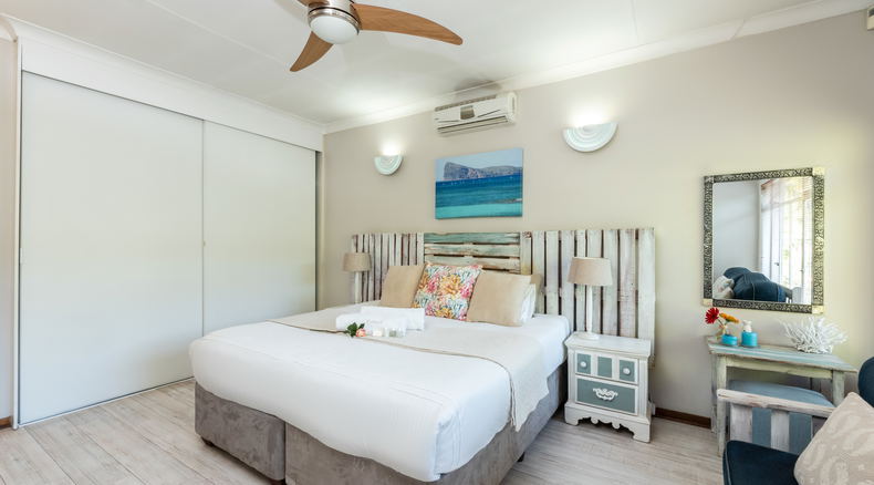 Self catering accommodation Large Main bedroom Self catering accommodation Large Main bedroom