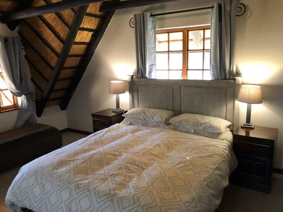 Upstairs Bedroom with Queen size Bed