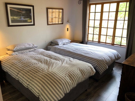 Downstairs bedroom 2, with 2, 3/4 beds Downstairs bedroom 2, with 2, 3/4 beds
