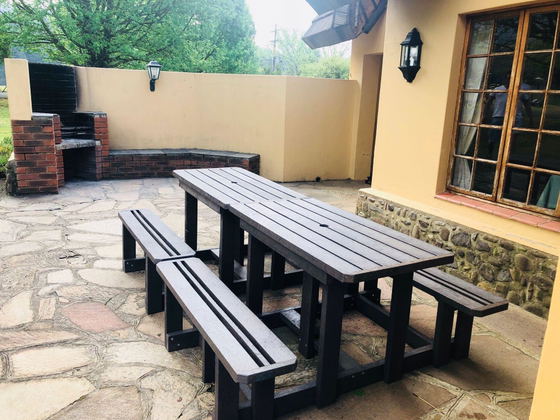 The outside eating Area