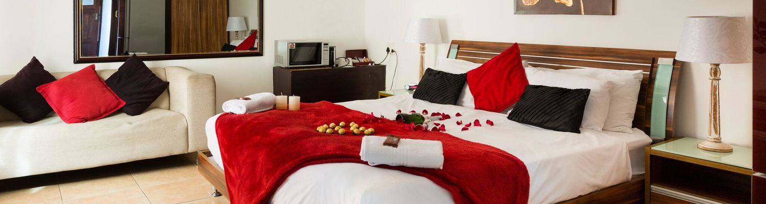 Honeymoon Suite - Guest House Accommodation
