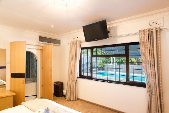 Executive Suites - Guest House Accommodation