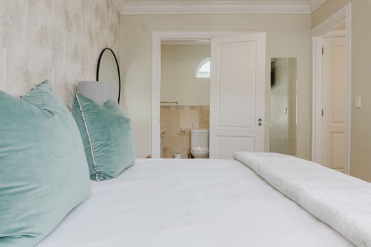 accommodation stay Hydepark luxury corporate special exclusive