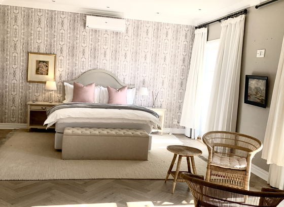 Superior King Room with Balcony 202