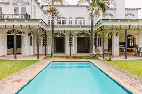 accommodation Hyde Park Stay Luxury Exclusive Villa House 
