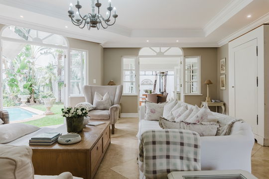 Luxury accommodation stay hyde park