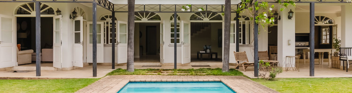 garden wrap around veranda corporate stay