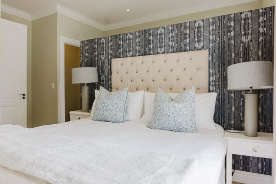 luxury bedroom ensuite accommodation