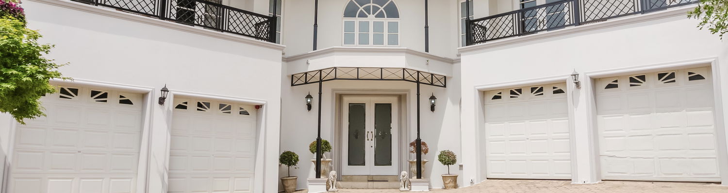 Villa Accommodation stay relax retreat Hyde Park House 