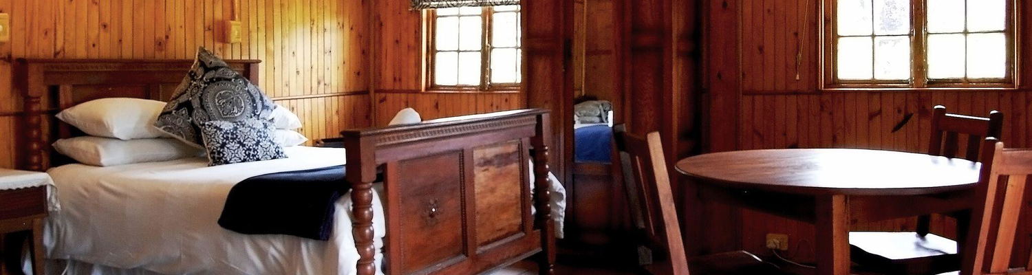 Rooms & Cabins