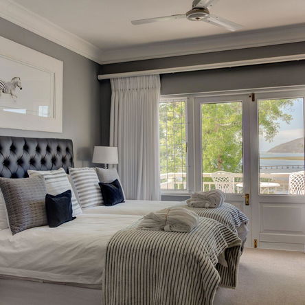 Luxe Lagoon-Facing King or Twin Room