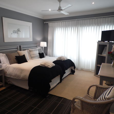 Lagoon Facing King or Twin Room