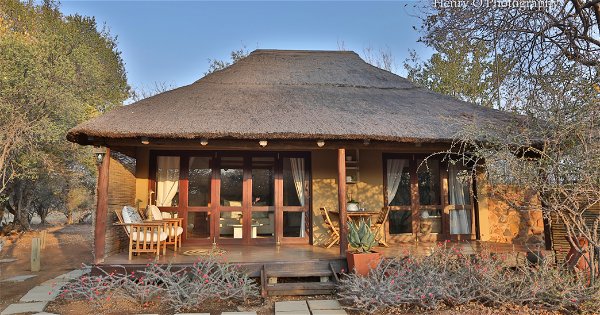 Honeymoon Suite - Mangwa Valley Game Lodge & Spa