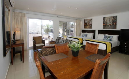 Room 1 – Twin Double Suite with Garden view