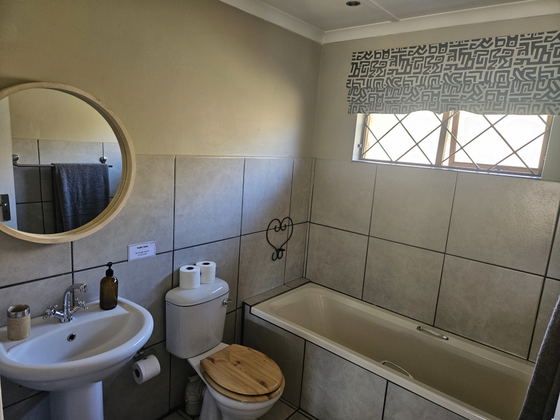 Benjamin bathroom