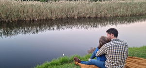 Riverside Romance Awaits: Unlock Our Mid-Week Valentine's Specials Today 💖