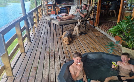 hot tub breede river accommodation