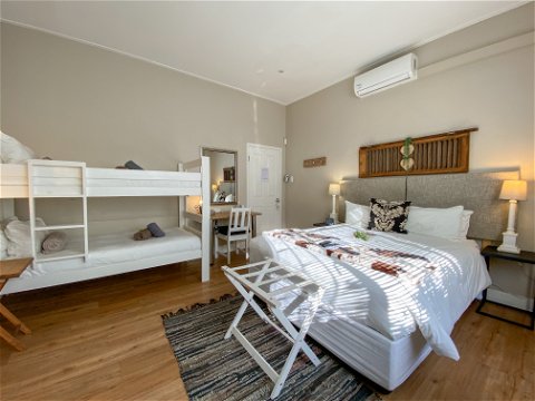 Luxury Family Room 2 @De Akker Guesthouse in Oudtshoorn