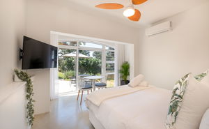 9B Perissa Studio