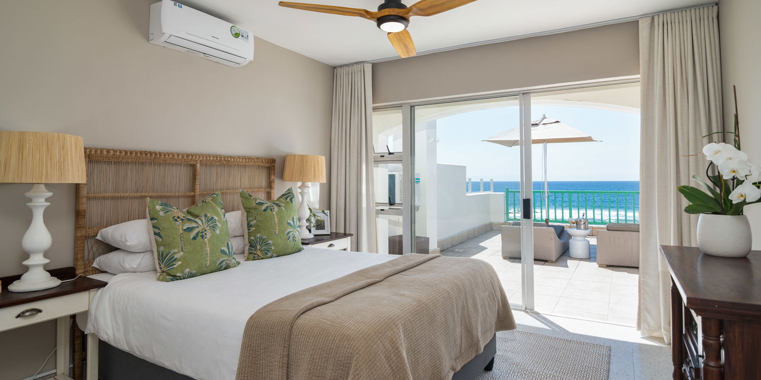 5 Skiathos main bedroom