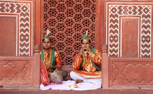 Street musicians, Agra, India Street musicians, Agra, India