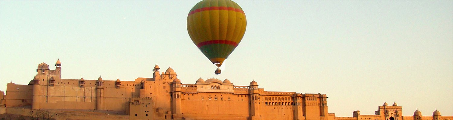 Hot air ballon ride over Amber Fort, Jaipur, India