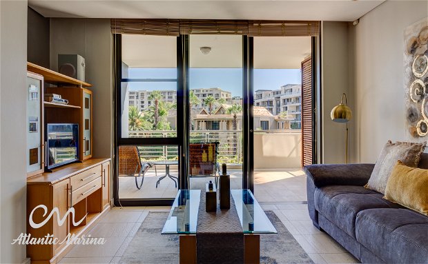Juliette 102 one bedroom self-catering accommodation cape town waterfront luxury south africa atlantic marina Juliette 102 one bedroom self-catering accommodation cape town waterfront luxury south africa atlantic marina