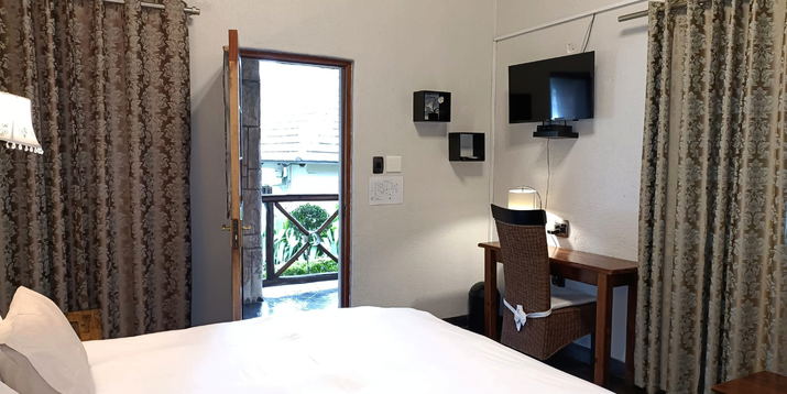 Standard Rooms King Size-bed