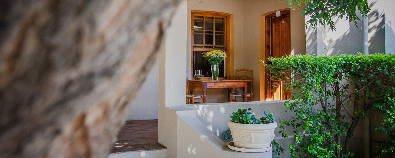 Intimate, cosy and comfortable. A charming family-run guesthouse in Swellendam