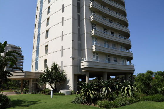 Oyster Schelles Building