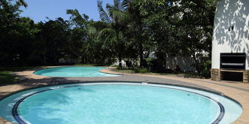Communal pool and garden