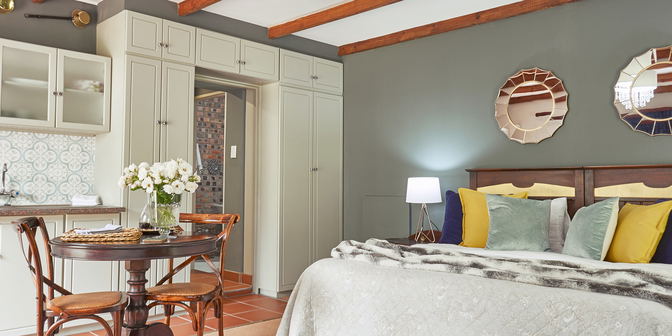Unit 2 - Luxury Suite