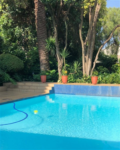 View Our Garden & Swimming Pool