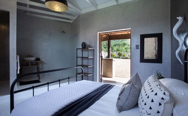 Deluxe Stable Rooms
