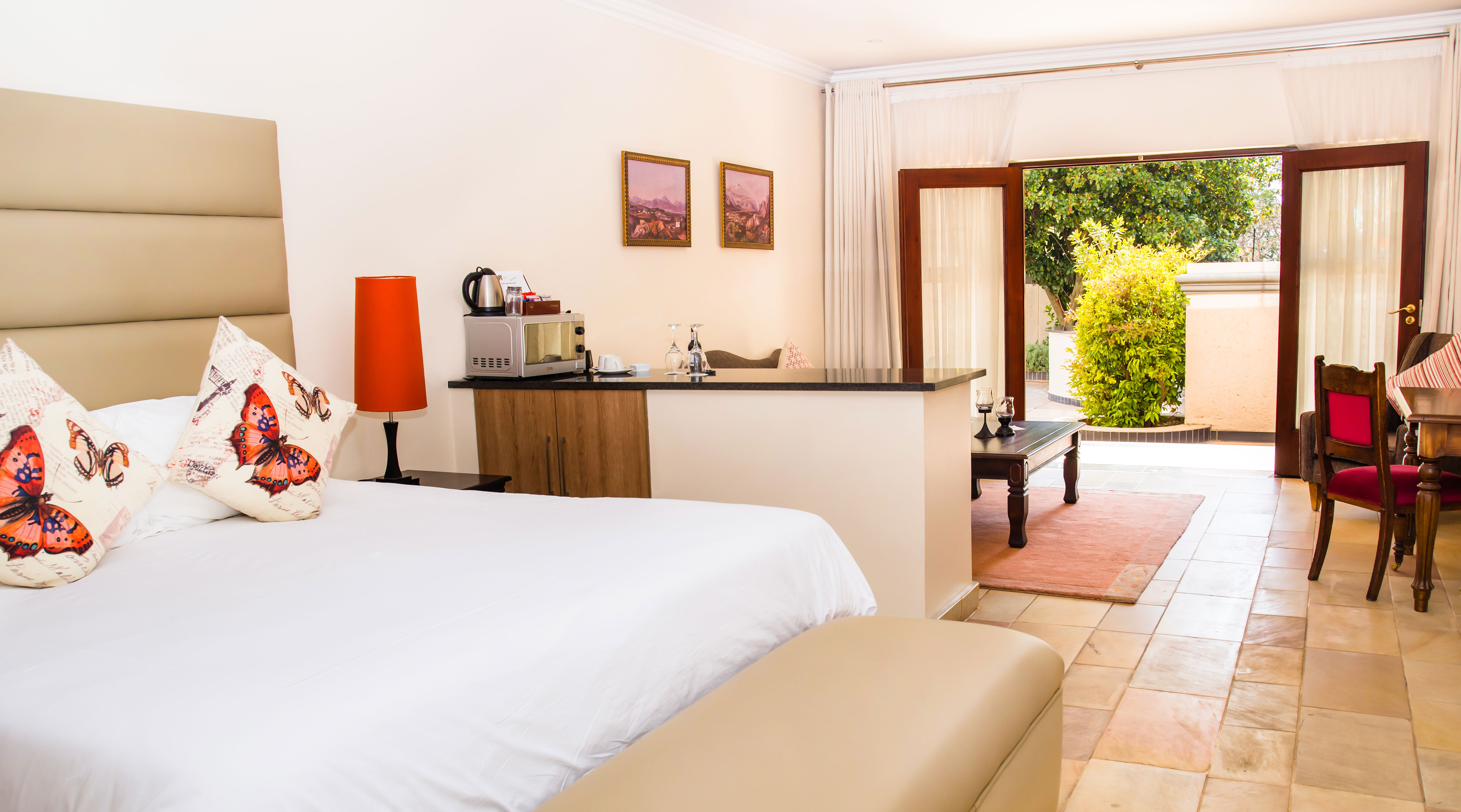 Deluxe Suites