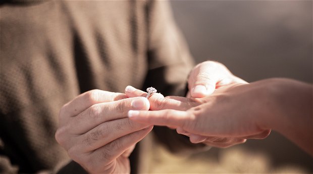 The Perfect Proposal with Cape Country Routes The Perfect Proposal with Cape Country Routes