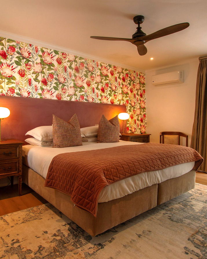 Luxury King/Twin Room 4